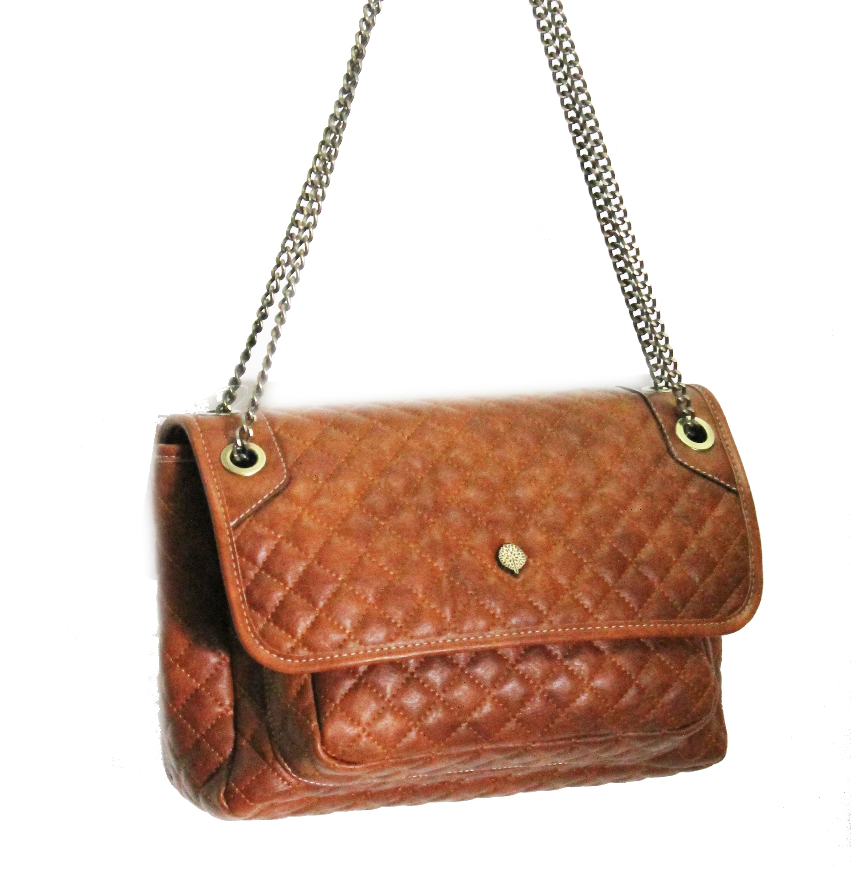 Quilted shoulder glam bag